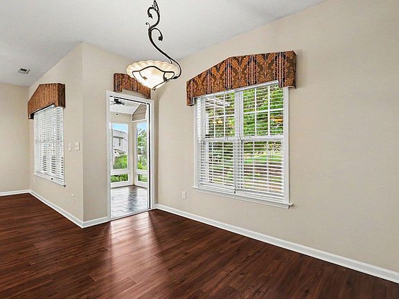 4th image of 2611 Blackwolf Run Ln