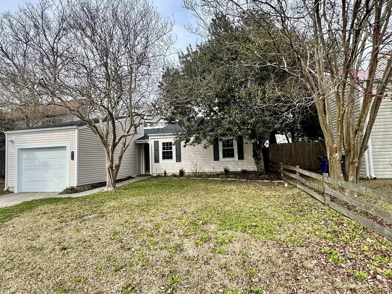 206 East Doris Avenue - 1 — Photo 1