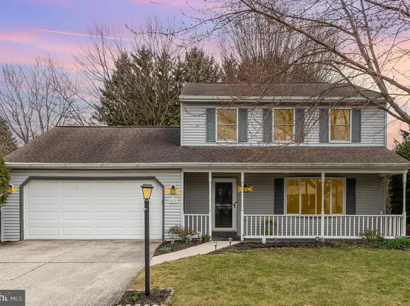 41 Honeysuckle Dr, Mechanicsburg, PA 17050