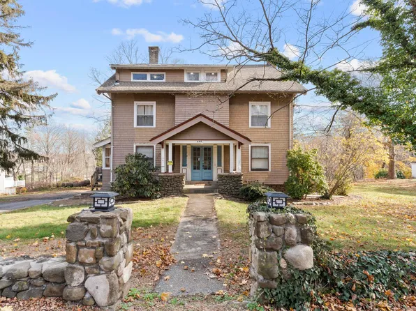 699 Forest Road, West Haven, CT 06516