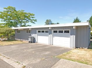 402 S 36th St, Renton, WA 98055