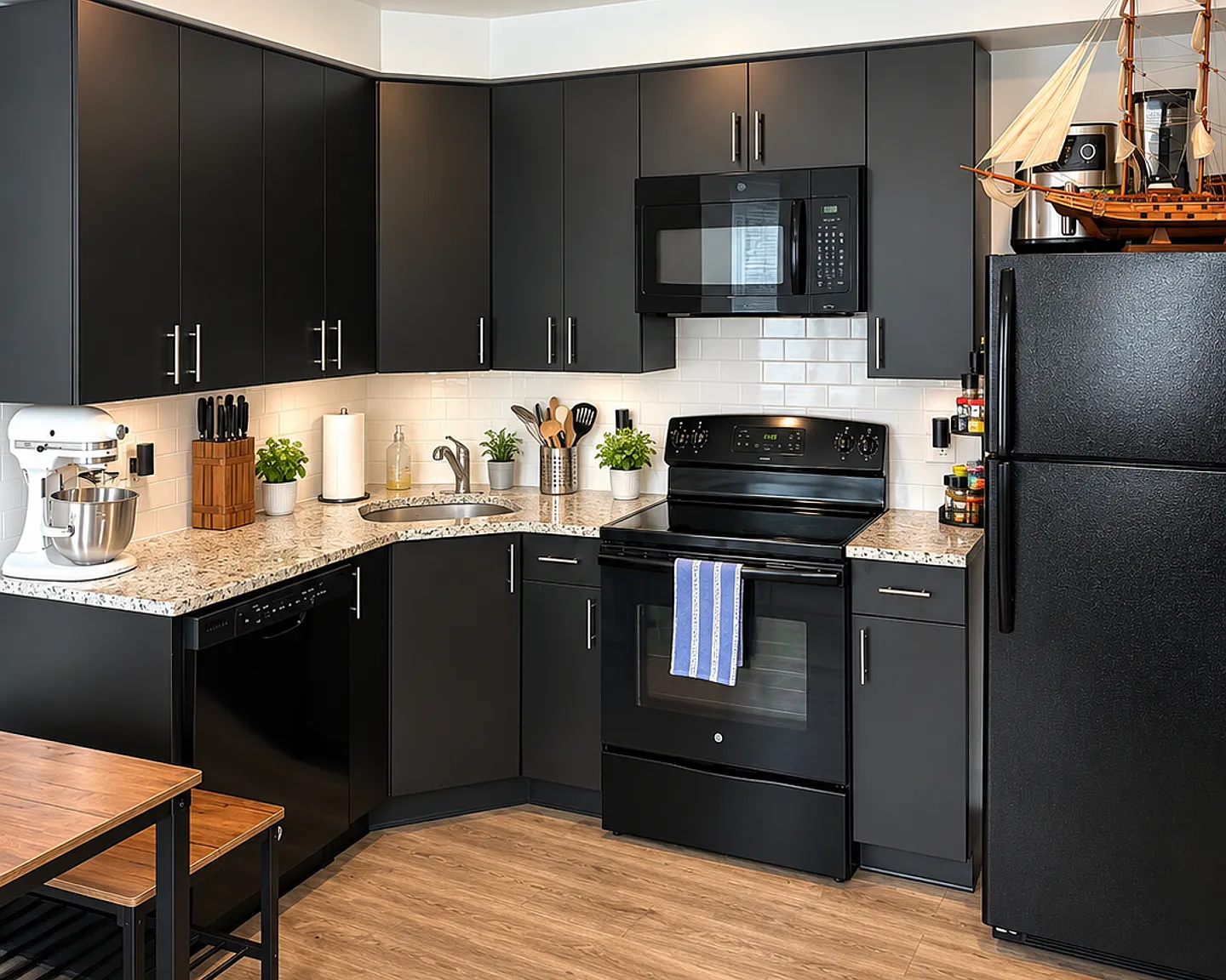 Modern Apartments in the Heart of Downtown Ardmore — Photo 1