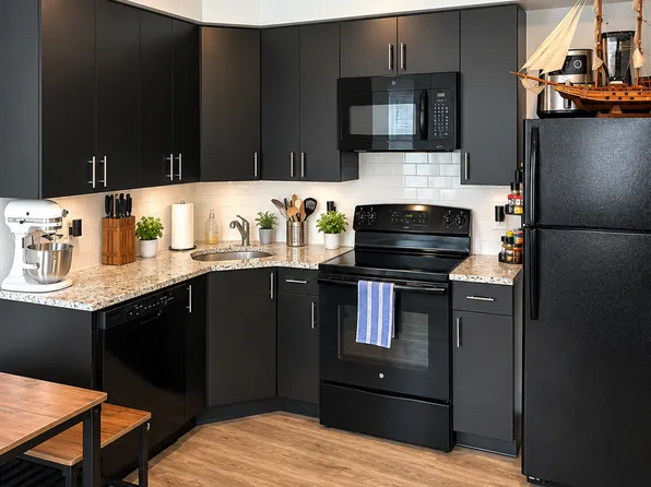 Modern Apartments in the Heart of Downtown Ardmore, 70-82 Rittenhouse Pl #A-6, Ardmore, PA 19003
