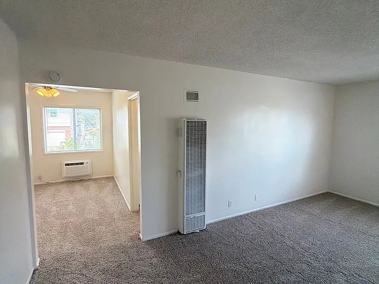Christine-Bldg#1 — Photo 7