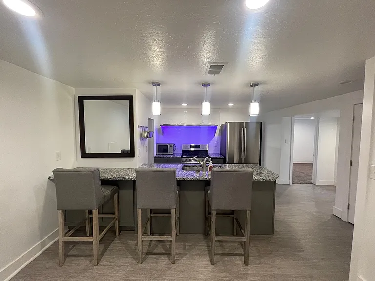 2356 Tyler Ave — Photo 7