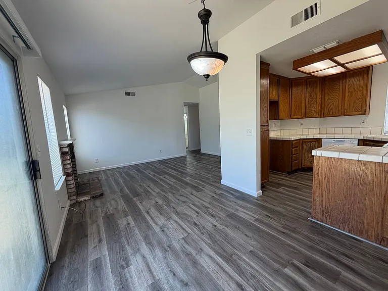 8162 Morgan Hill Way — Photo 10