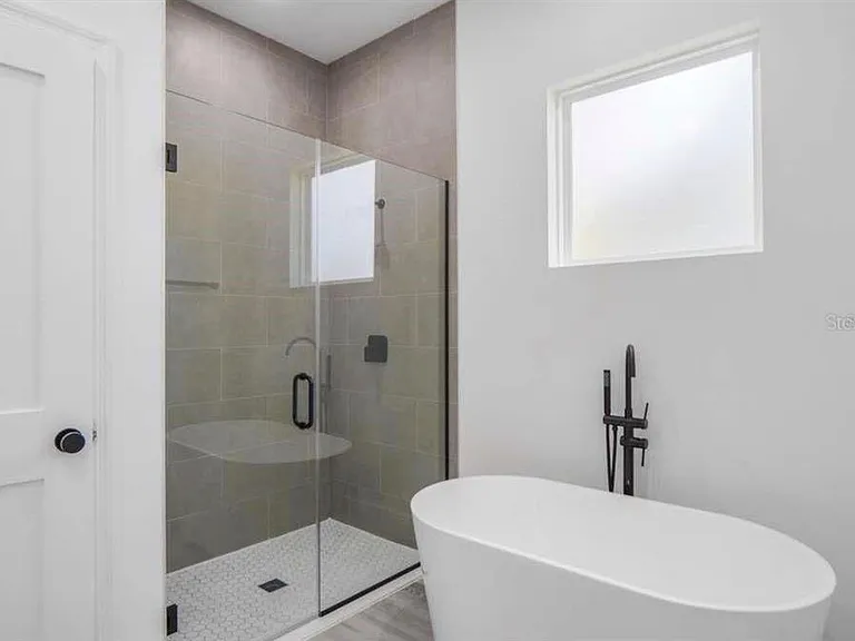 15683 SW 49th Avenue Rd — Photo 29
