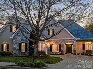 33 Tiverton Ln, Asheville, NC 28803