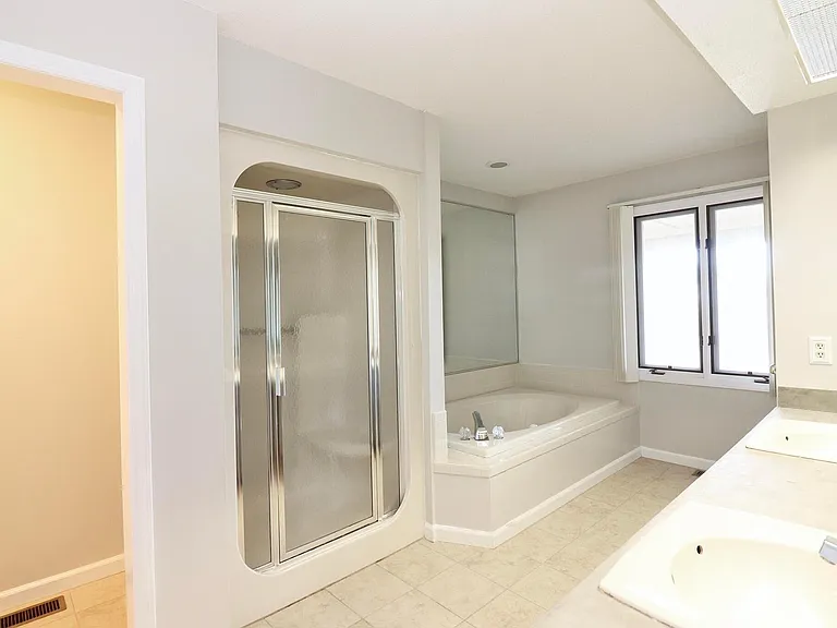 679 Cedar Point — Photo 14