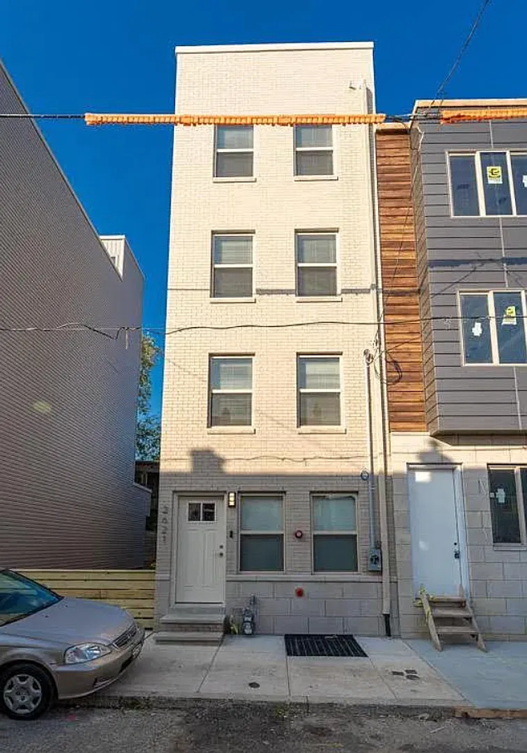2621 Latona St. Philadelphia, PA 19146 — Photo 1