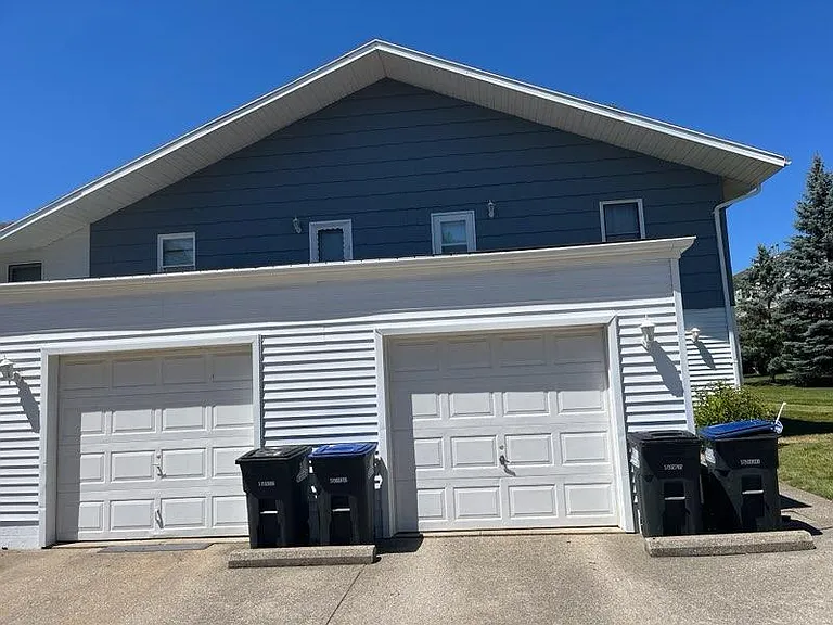 4289 Alpine Hill Ct — Photo 3