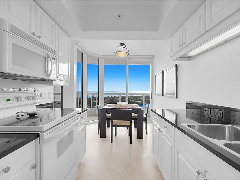 21055 Yacht Club Dr #2310 — Photo 11