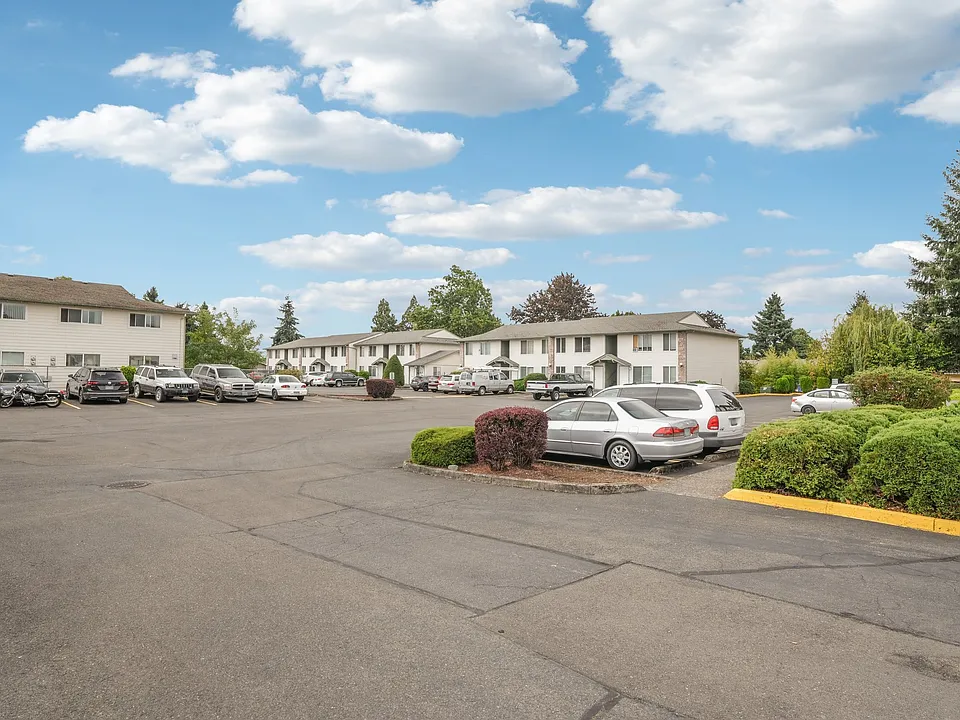 Rivertown Apartments