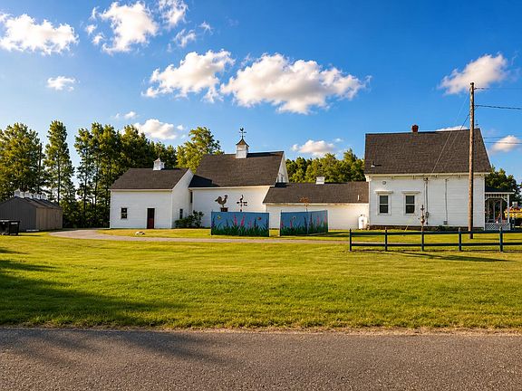 2nd image of 852 Bar Harbor Road