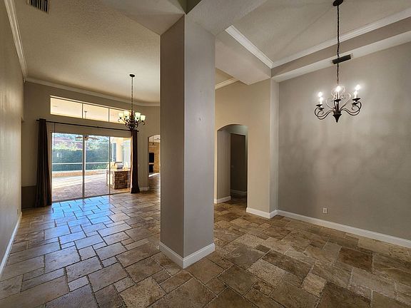 5th image of 8853 Oak Landings Ct