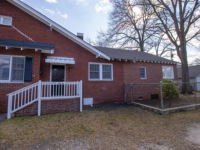 1420 Franklin St — Photo 19