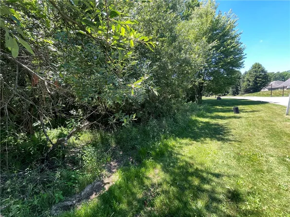 LOT 44 Pierce Bluffs Dr, Hermitage, PA 16148