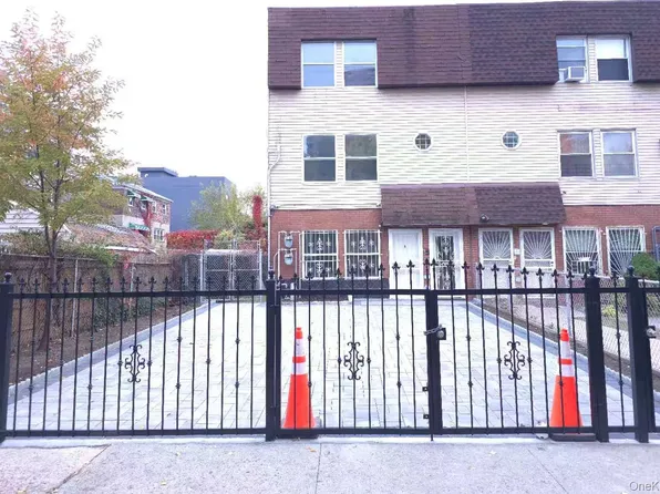 2096 Randall Avenue, Bronx, NY 10473