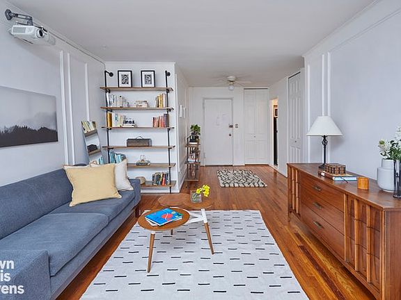3rd image of 54 Orange St APT 4B