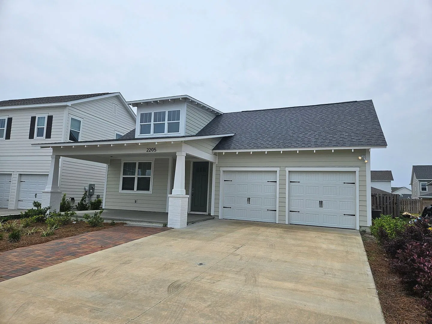 Beautiful Home in the Coveted & Amenity Rich "Sweet Bay" Community! *1/2 OFF 1st Month for A-D Mi... — Photo 3