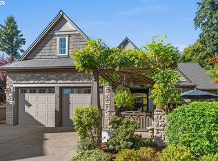 4217 SW 64th Ct, Portland, OR