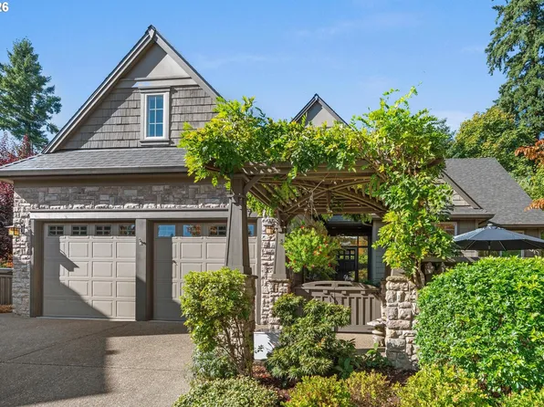 4217 SW 64th Ct, Portland, OR 97221