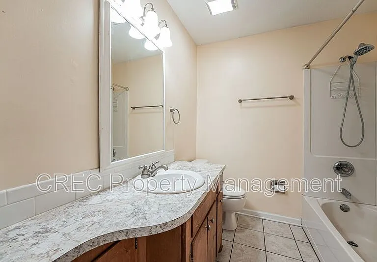 111 Finch St — Photo 13
