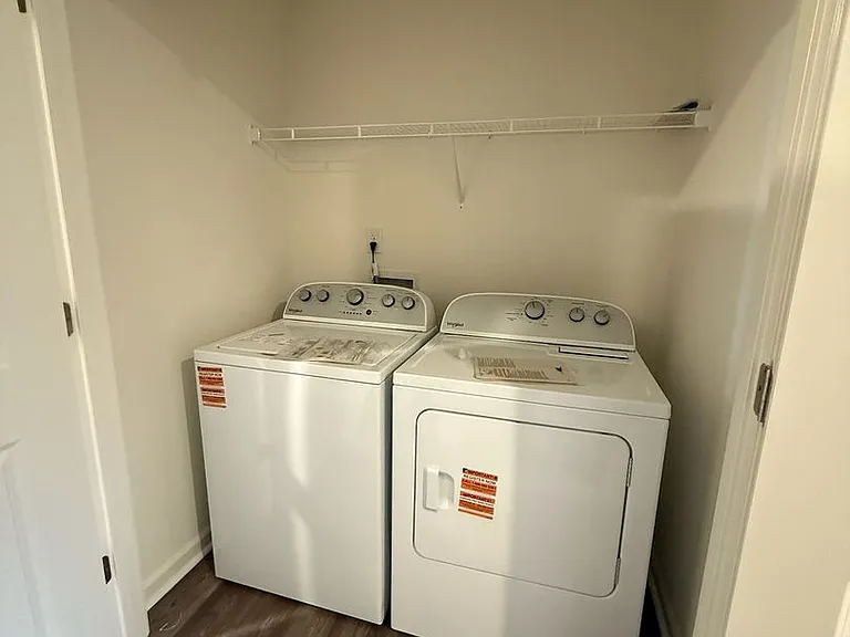 227 Yolanda Dr — Photo 16