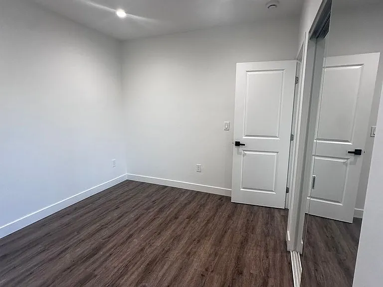 611 Silver Strand Blvd — Photo 34