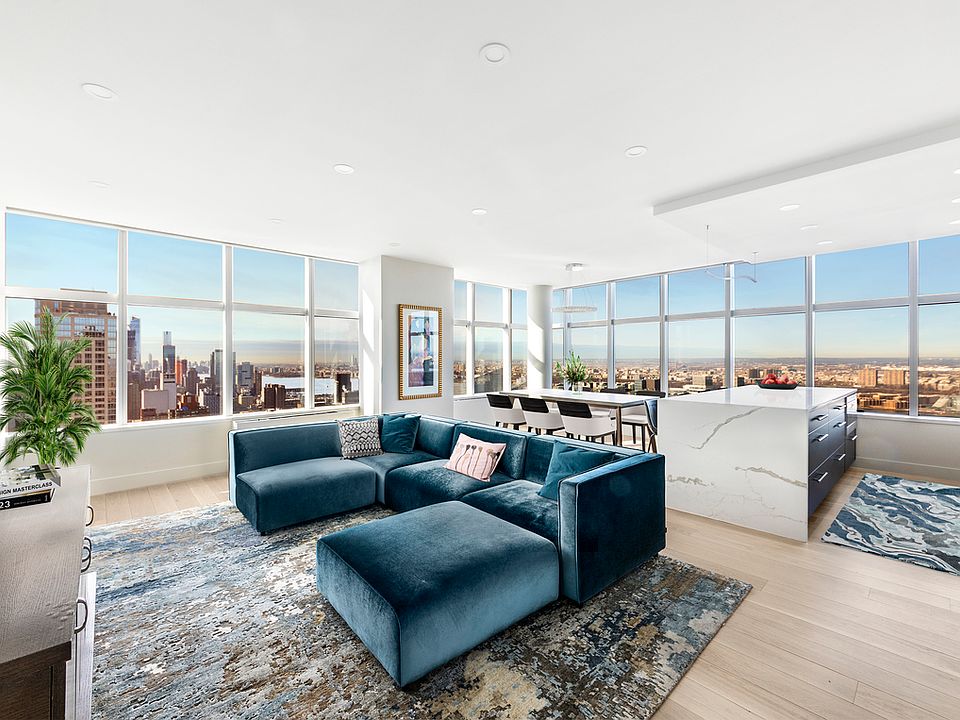 1st image of 160 W 66th St APT 53E