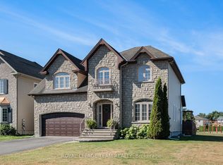 127 Lachaine St, Russell, ON K0A1W0