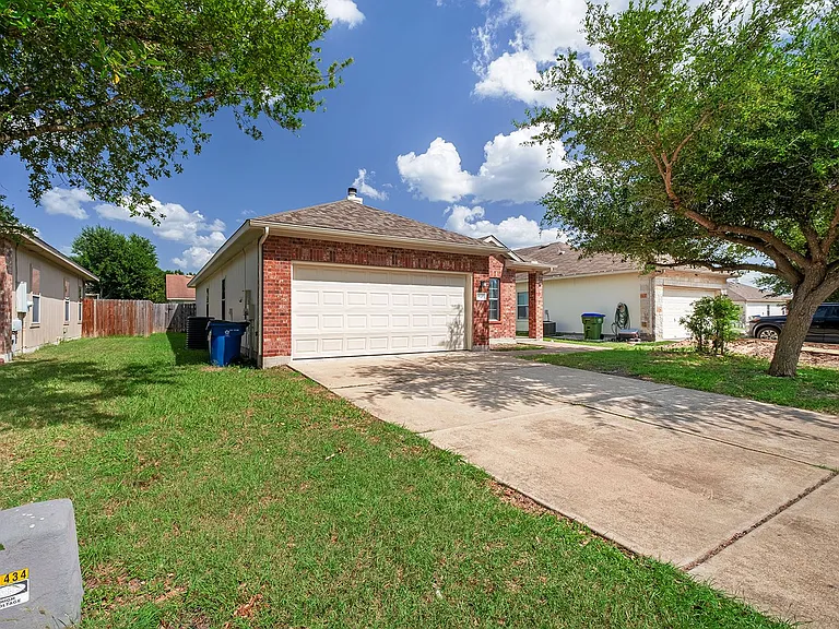 13205 Marie Ln — Photo 23