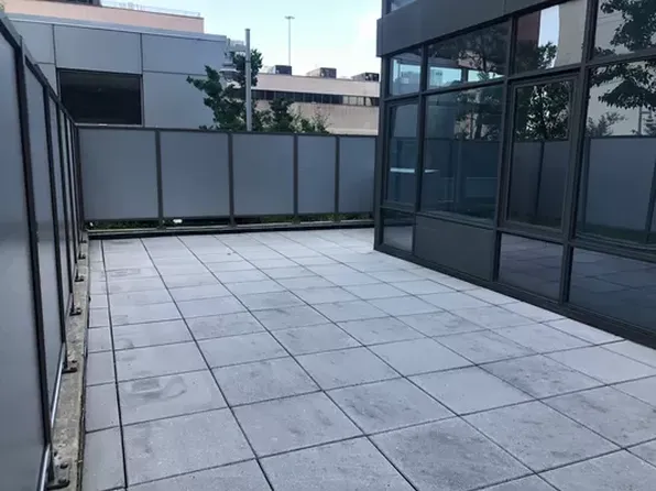 635 W 42nd St APT 3A, New York, NY 10036