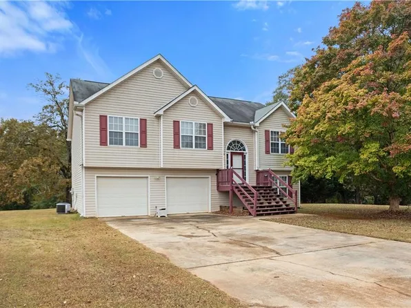 376 Cattlemans Cir, McDonough, GA 30252