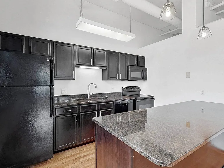 Skinner Macaroni Lofts — Photo 58
