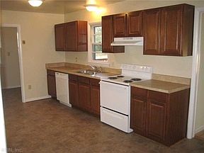 4th image of 120 Eastlawn Dr