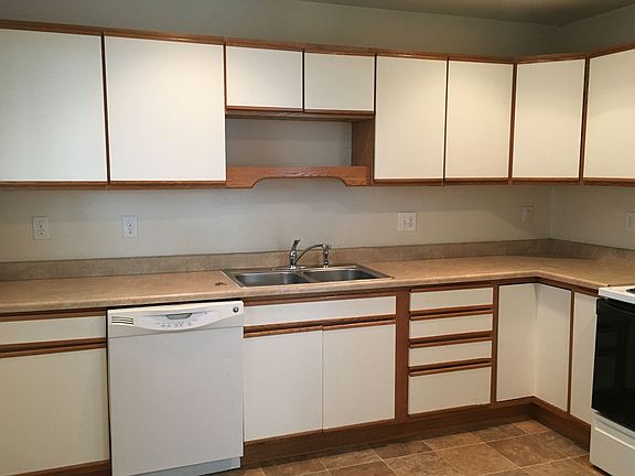 3rd image of 2558 Chimayo Dr