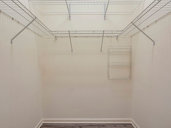 4th image of 105 Oostanali Way