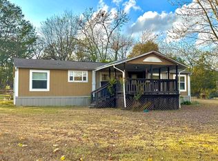 106 Bowden Rd, Gladewater, TX 75647