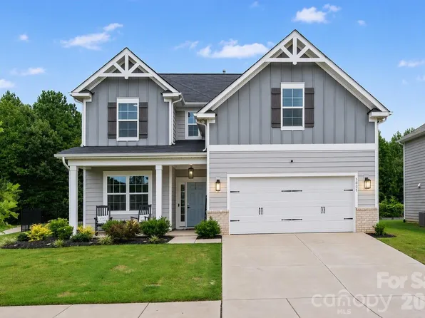 5005 Painswick Pl, Charlotte, NC 28215