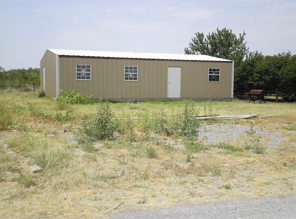 2nd image of 12 Lowmiller Cabins Flt