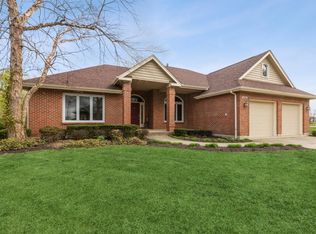 1055 Suffolk Ct, Gurnee, IL 60031