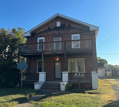 2nd image of 237 S 17th Ave