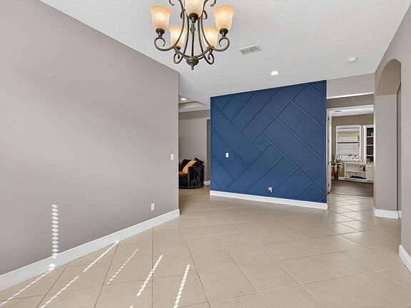 5th image of 11741 SW Bennington Circle