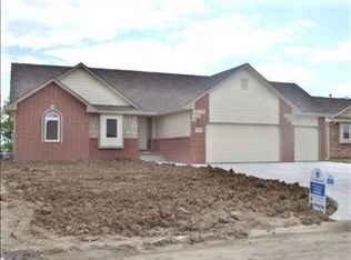 1972 S Tara Falls Ct, Wichita, KS 67207