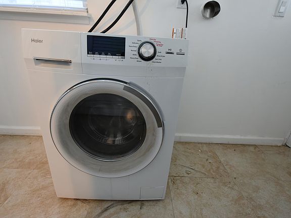 5th image of 144 3rd St APT 2