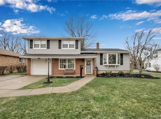 76 Frankhauser Rd, Williamsville, NY 14221