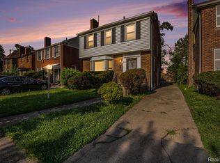 18927 Hartwell St, Detroit, MI 48235