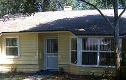 2nd image of 1543 Canterbury Ln