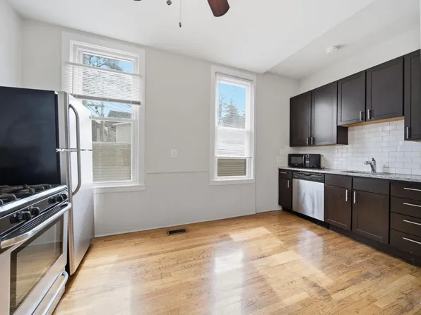 2735 N Magnolia Ave, Chicago, IL 60614